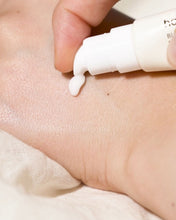 Cargar imagen en el visor de la galería, HARUHARU - Black Rice Bakuchiol Eye Cream