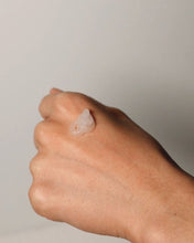 Cargar imagen en el visor de la galería, HARUHARU - Black Rice Soft Peeling Gel