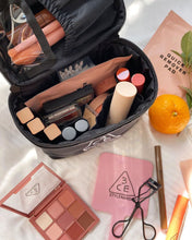 Cargar imagen en el visor de la galería, 3CE - Square Hand Mirror - PINK