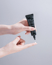 Cargar imagen en el visor de la galería, Benton - Fermentation Eye Cream