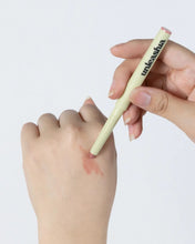 Cargar imagen en el visor de la galería, Oh! Happy Lip Pencil #4 Bae Bae