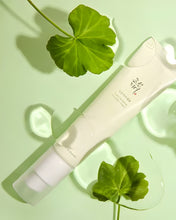 Cargar imagen en el visor de la galería, Light On Serum : Centella + Vita C - Suero Iluminador 30ml