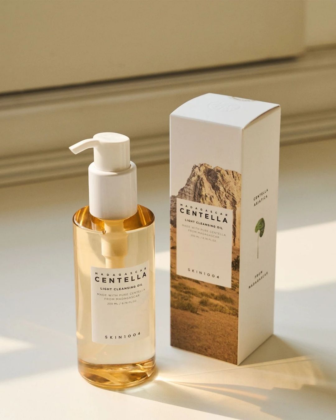 Madagascar Centella Light Cleansing Oil - 200 ML
