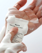 Cargar imagen en el visor de la galería, Abib - Mild Acidic Foam Cleanser
