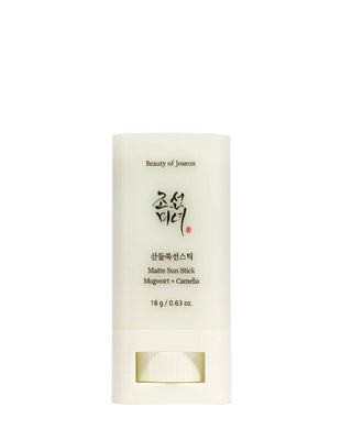 Matte Sun Stick: Mugwort + Camelina SPF50 PA ++++