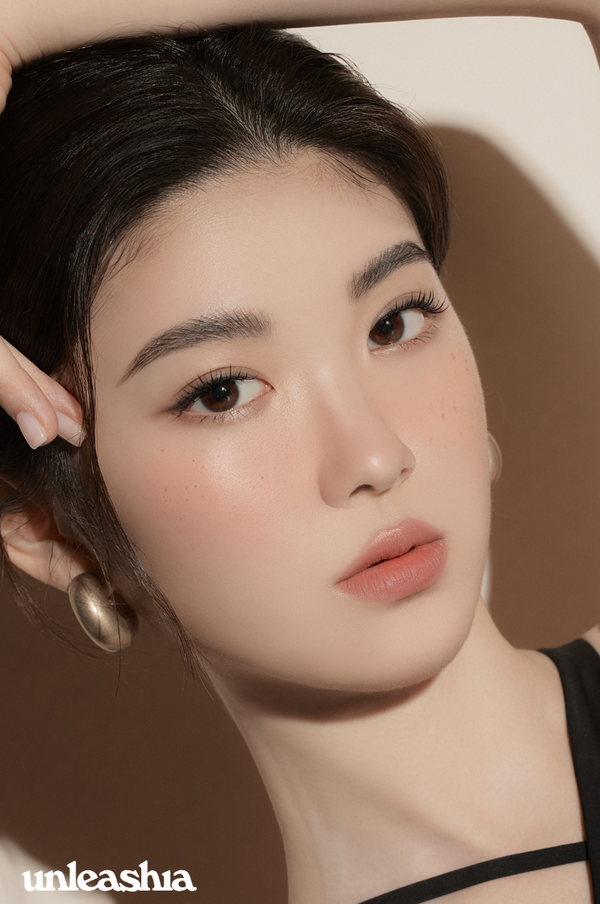 Shaper Defining Eyebrow Pencil
