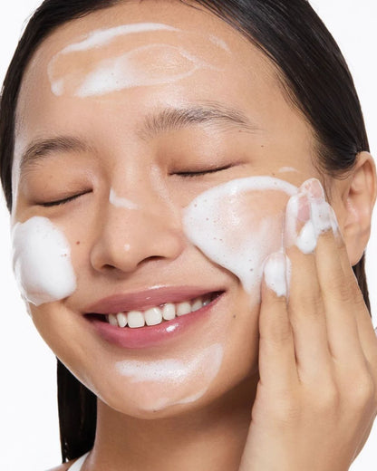 Dive In Cleansing Foam – Espuma Limpiadora con Ácido Hialurónico