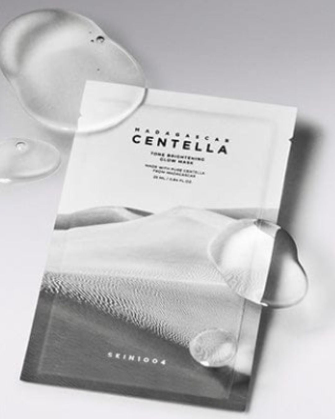 Madagascar Centella Tone Brightening Glow Mask