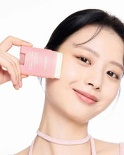Cargar imagen en el visor de la galería, Oil Control Mattifying Sun Stick SPF 50+ PA++++ 19g
